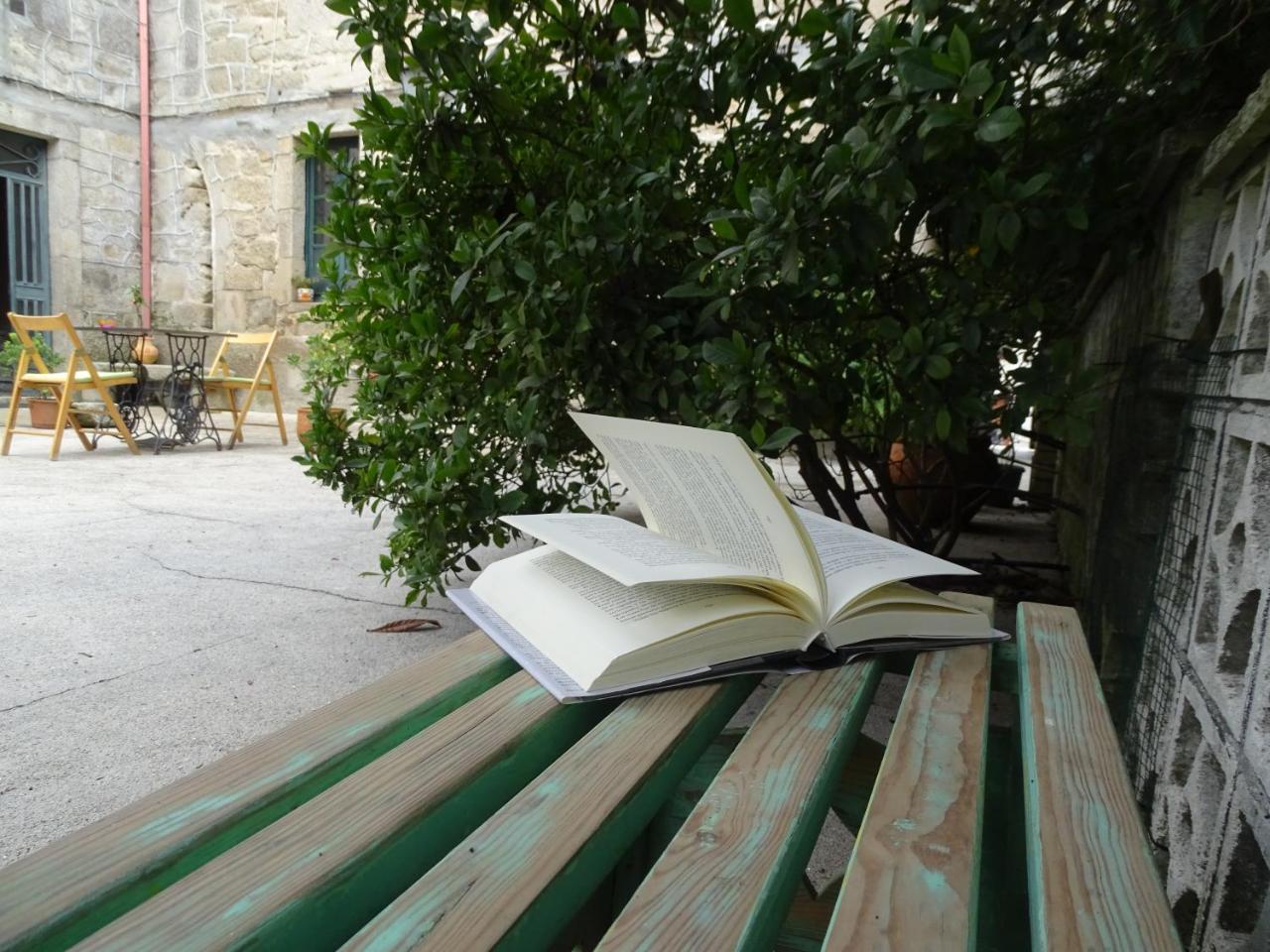 Albergue Convento Del Camino Tui Zewnętrze zdjęcie